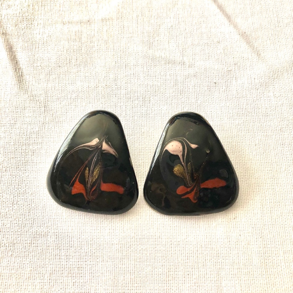 Vintage Asian theme painted triangle earrings